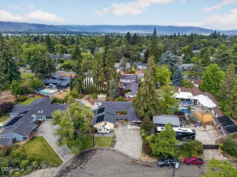 Tiny photo for 70 Fair Oaks Drive, Medford, OR 97504 (MLS # 220224328)