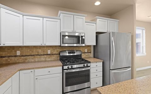 Tiny photo for 1467 S Spring Street, Medford, OR 97504 (MLS # 220211975)