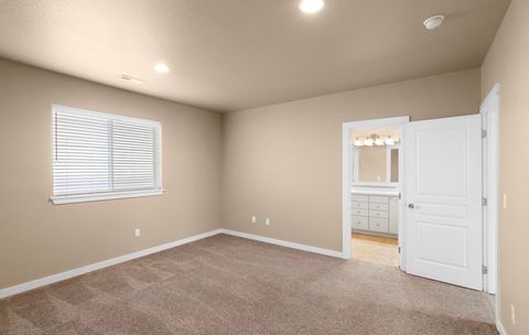 Tiny photo for 1467 S Spring Street, Medford, OR 97504 (MLS # 220211975)