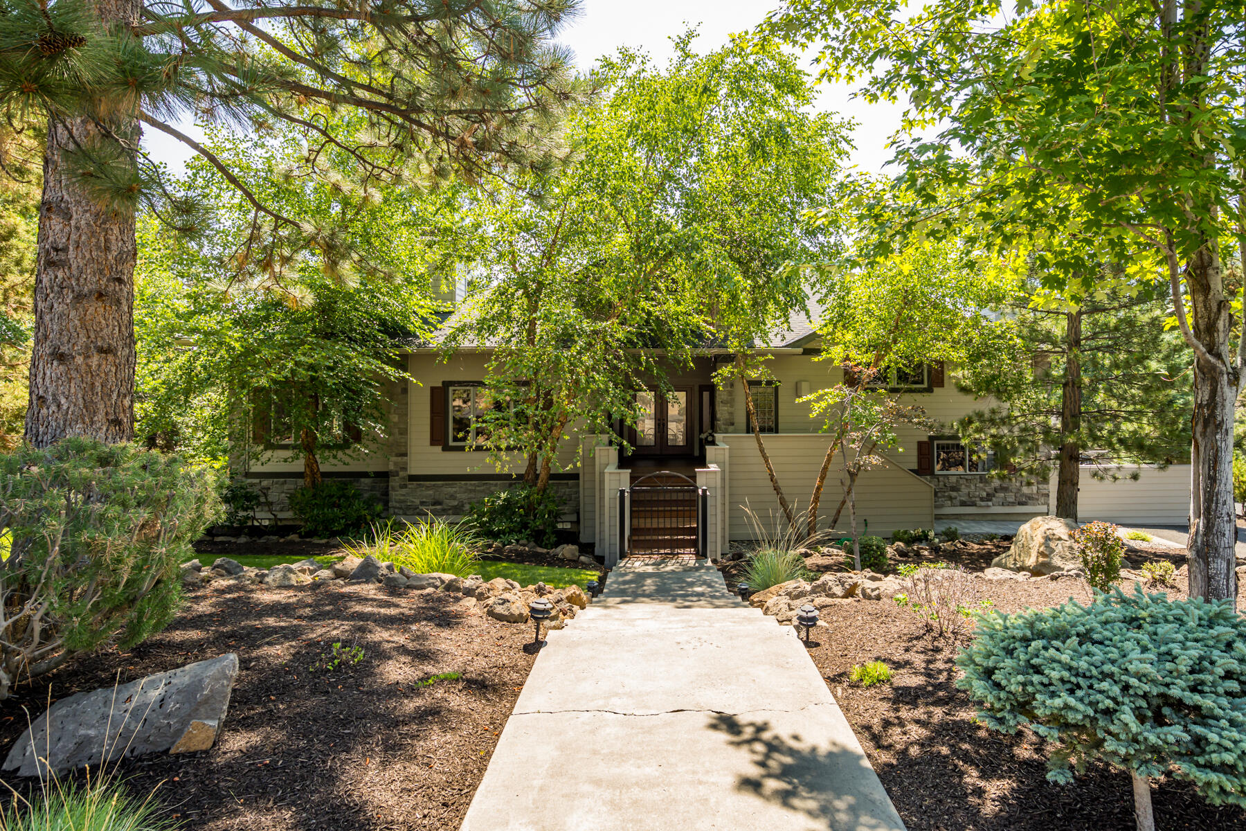 Awbrey Butte - Residential