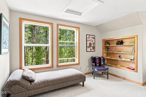 Tiny photo for 53481 Brookie Way, La Pine, OR 97739 (MLS # 220226556)