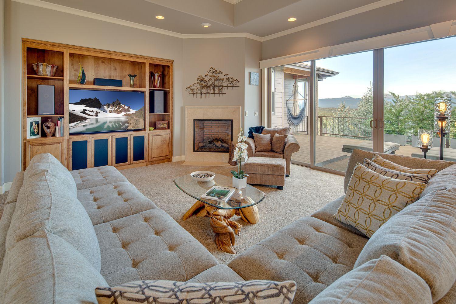 Eagle Crest - Residential