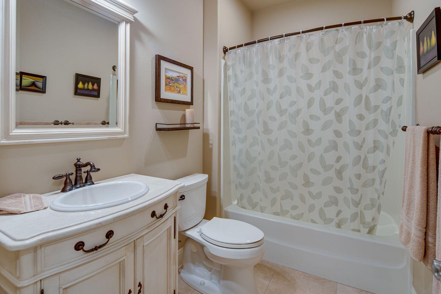 Eagle Crest - Residential