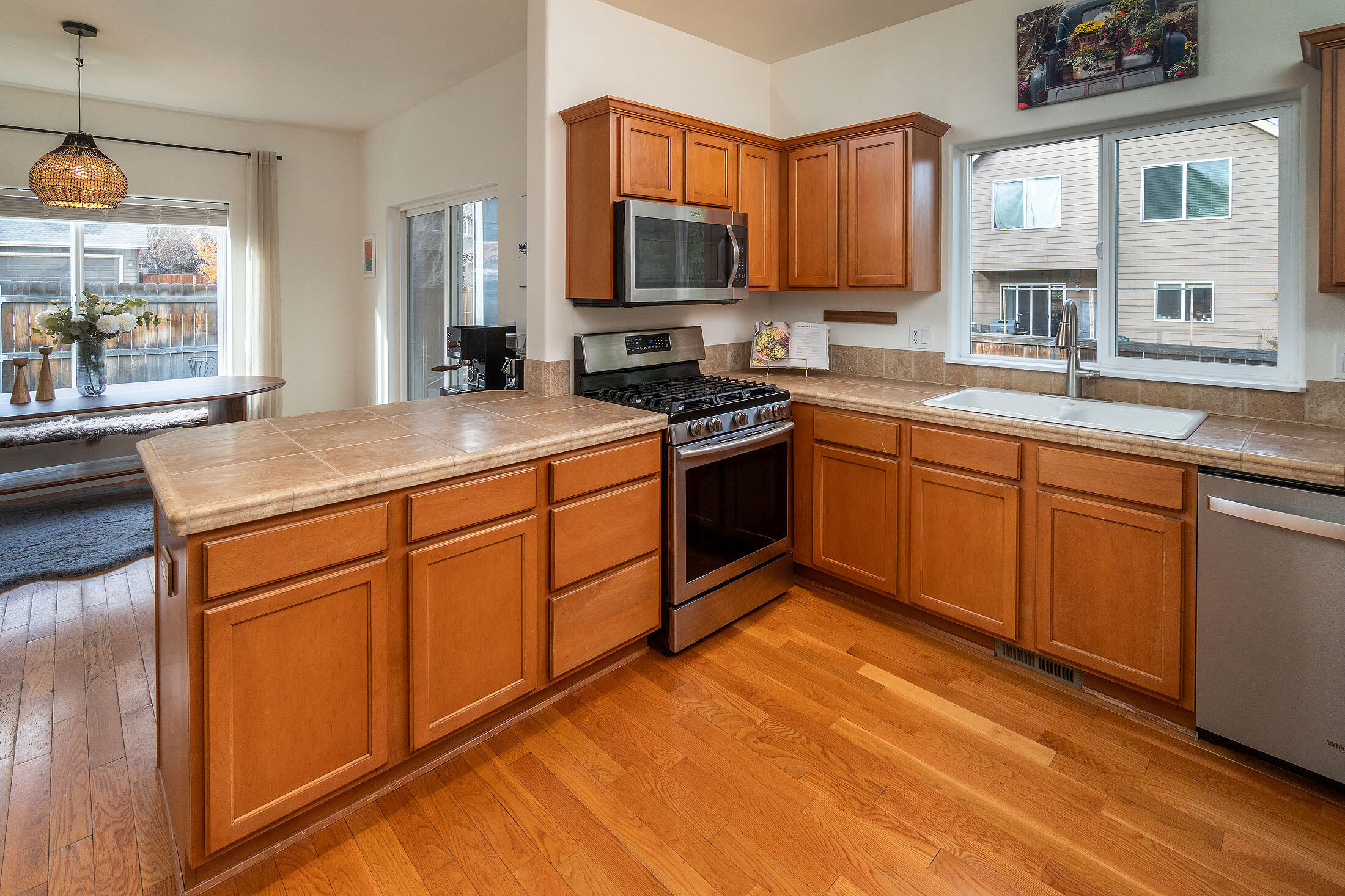 Quiet Canyon - Residential