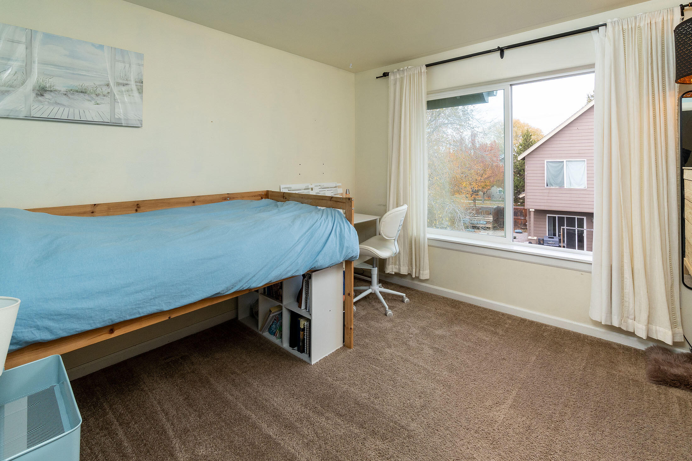 Quiet Canyon - Residential