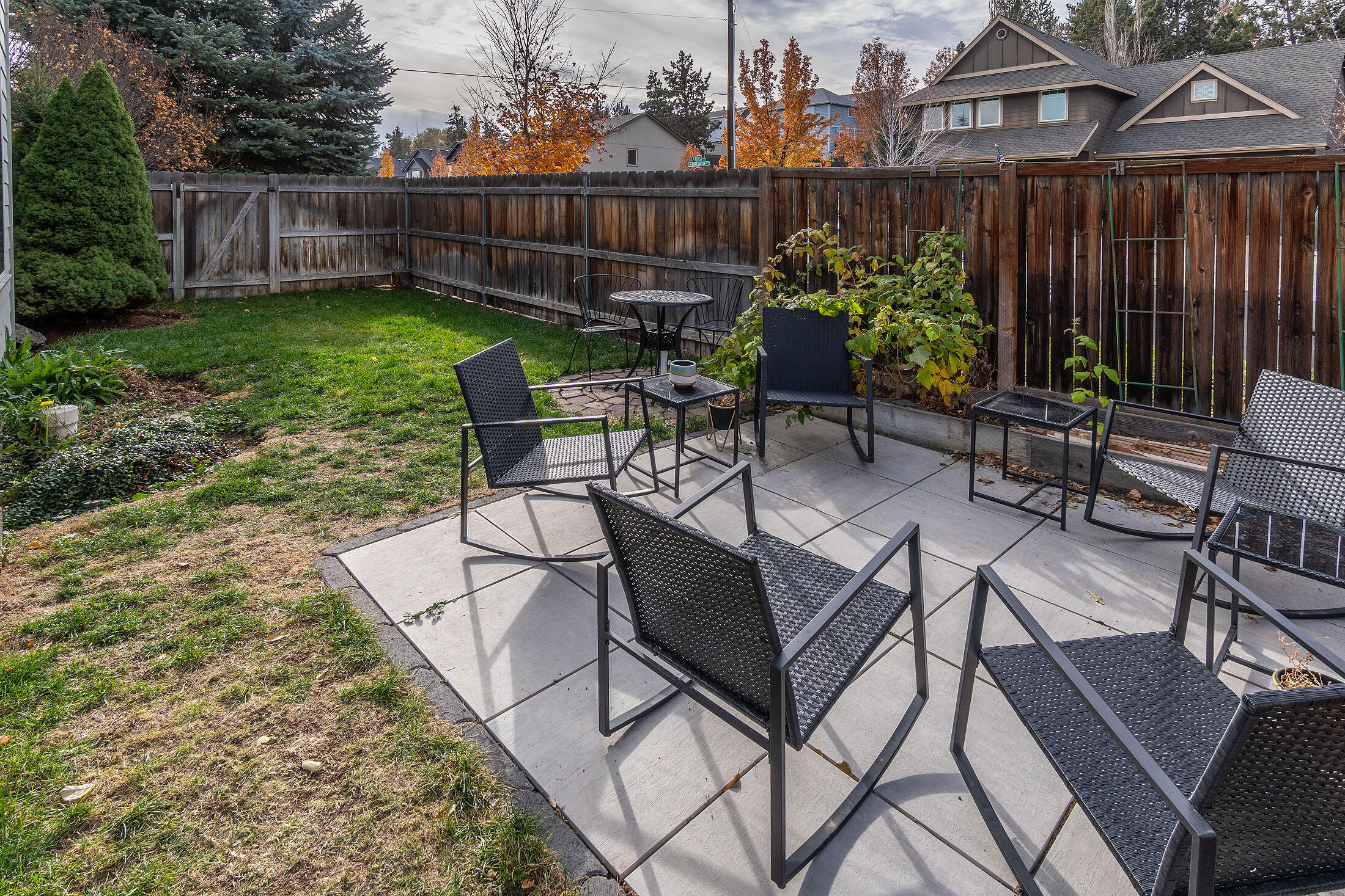 Quiet Canyon - Residential