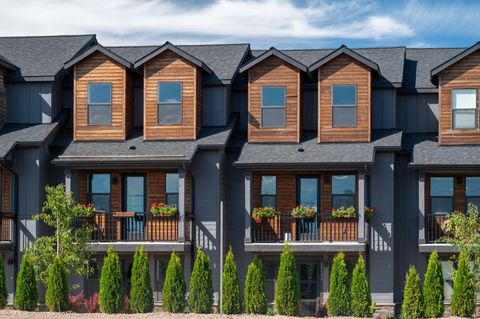 20530 NE Empire Avenue Bend OR 97701