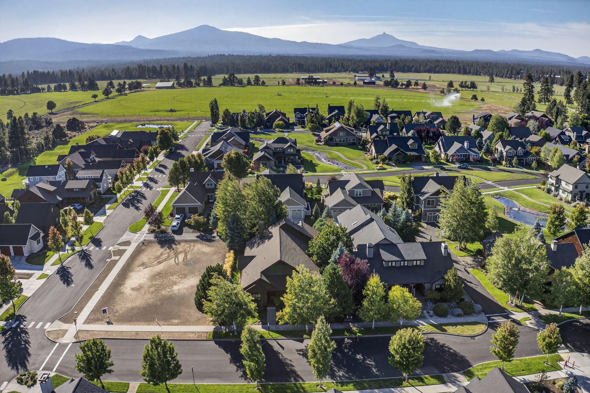 Pine Meadow Vill - Residential