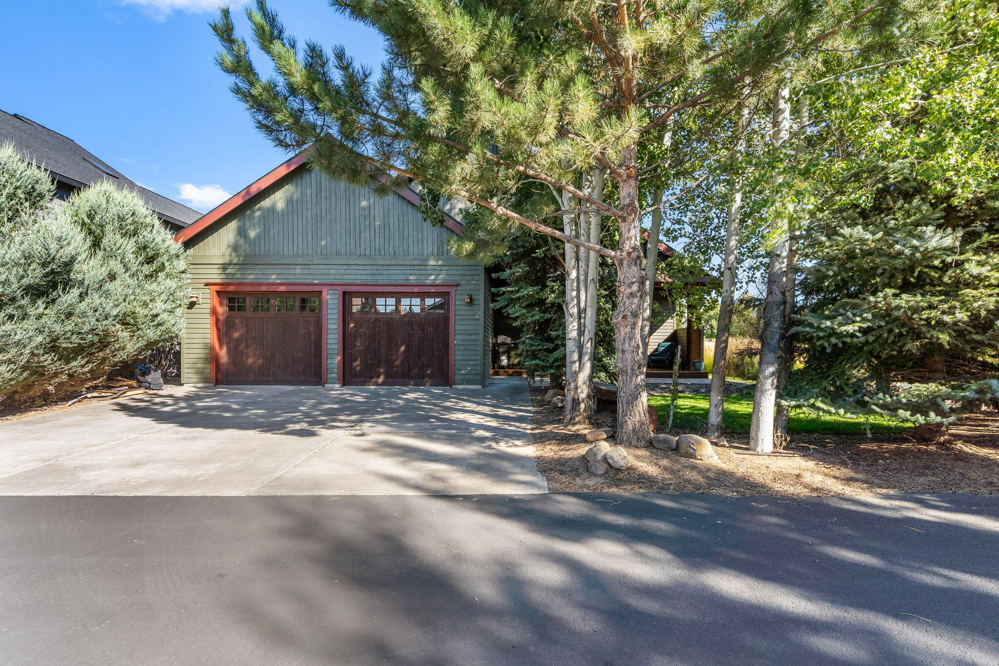 Pine Meadow Vill - Residential