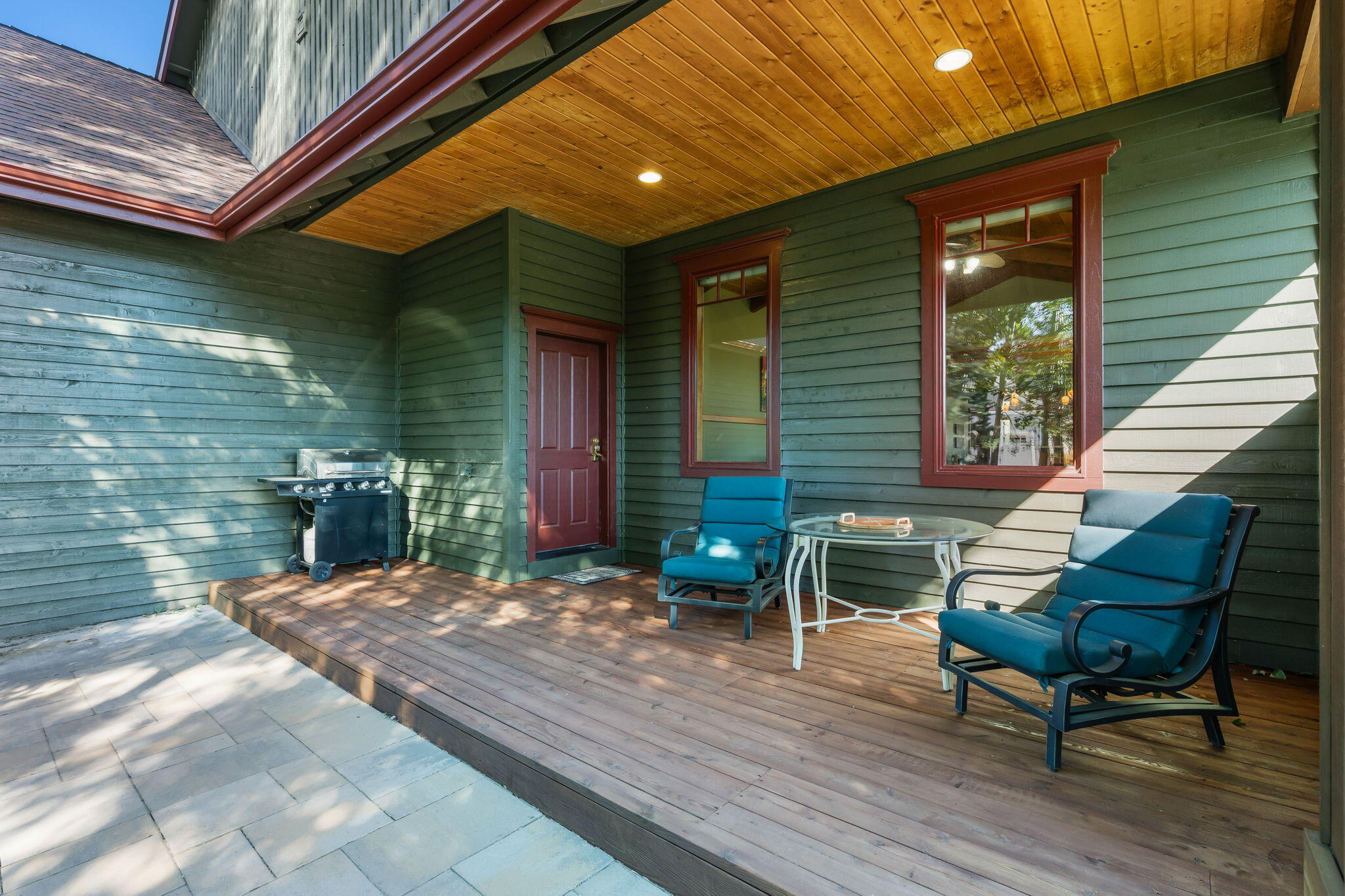 Pine Meadow Vill - Residential