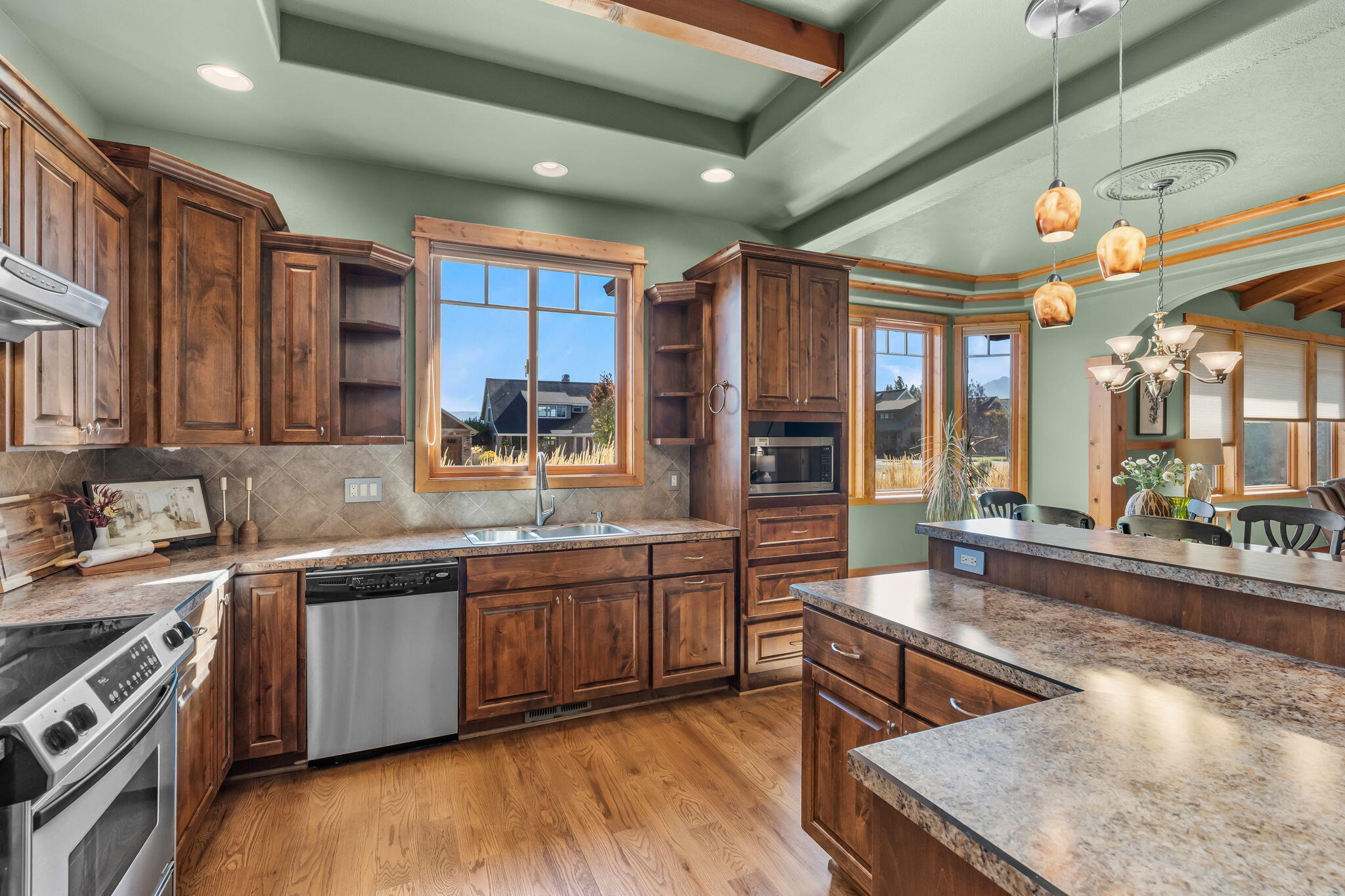 Pine Meadow Vill - Residential