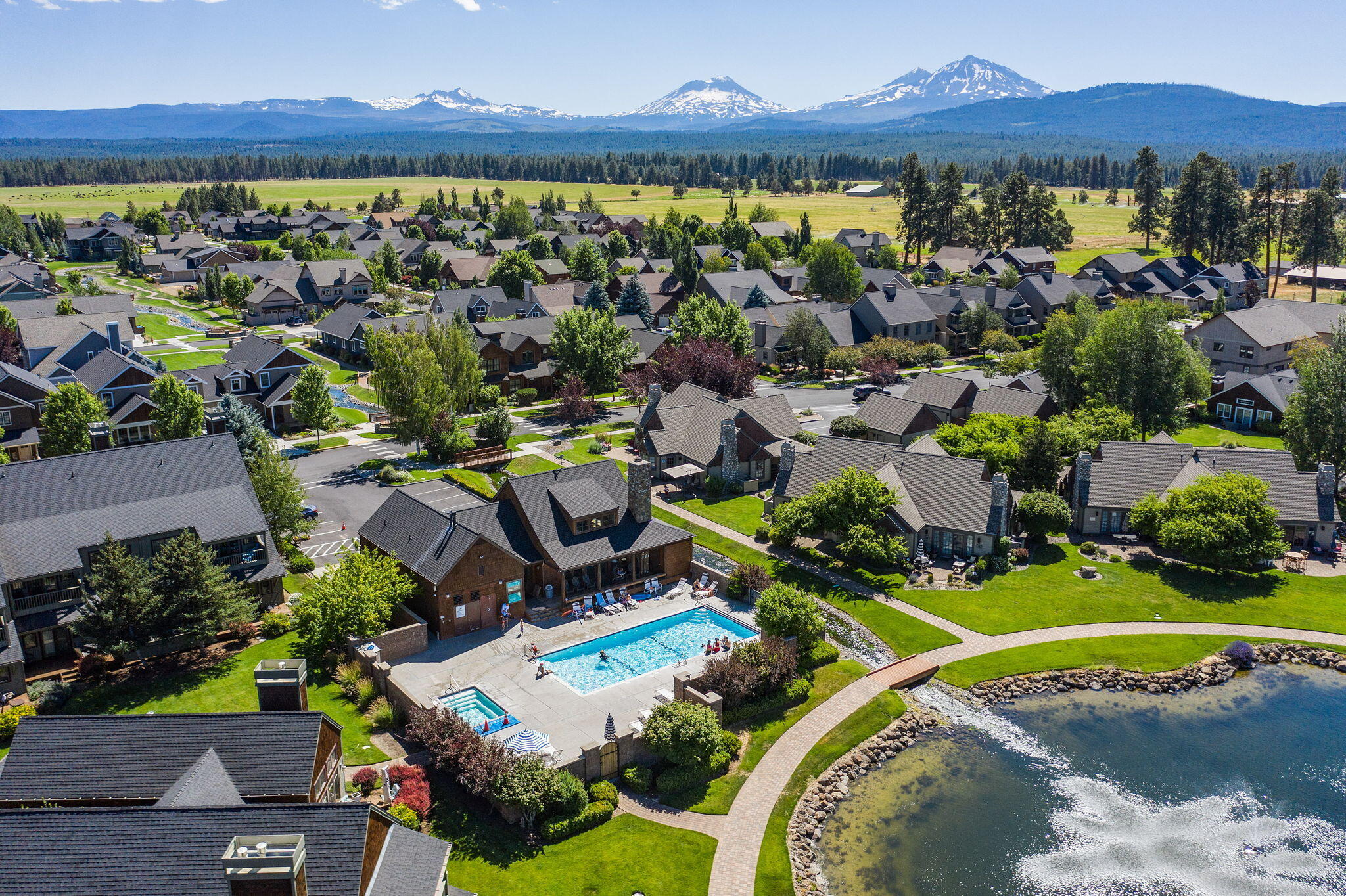 Pine Meadow Vill - Residential