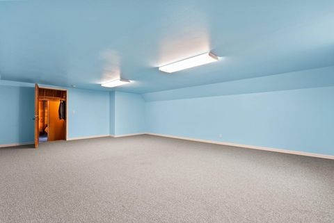 Tiny photo for 69301 Lariat, Sisters, OR 97759 (MLS # 220213270)