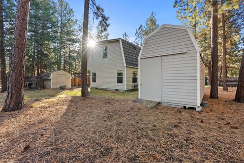 Tiny photo for 69301 Lariat, Sisters, OR 97759 (MLS # 220213270)