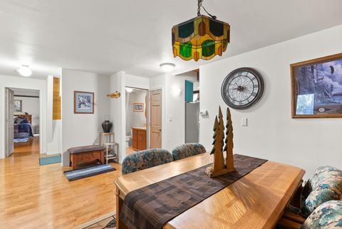 Tiny photo for 69301 Lariat, Sisters, OR 97759 (MLS # 220213270)