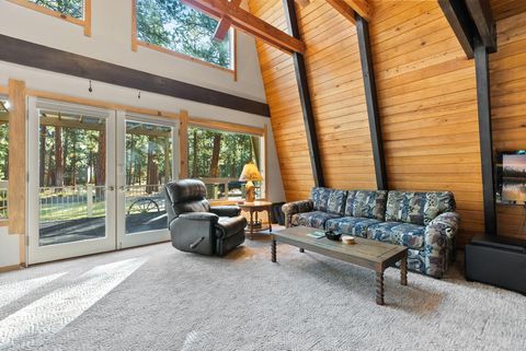 Tiny photo for 69301 Lariat, Sisters, OR 97759 (MLS # 220213270)