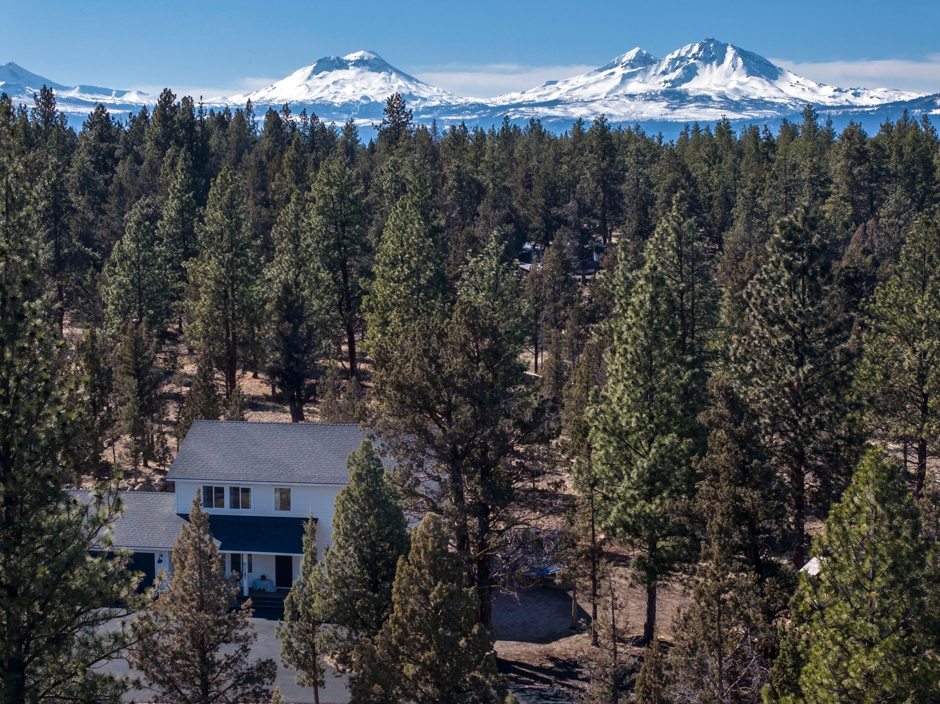 69353 Hinkle Butte Drive