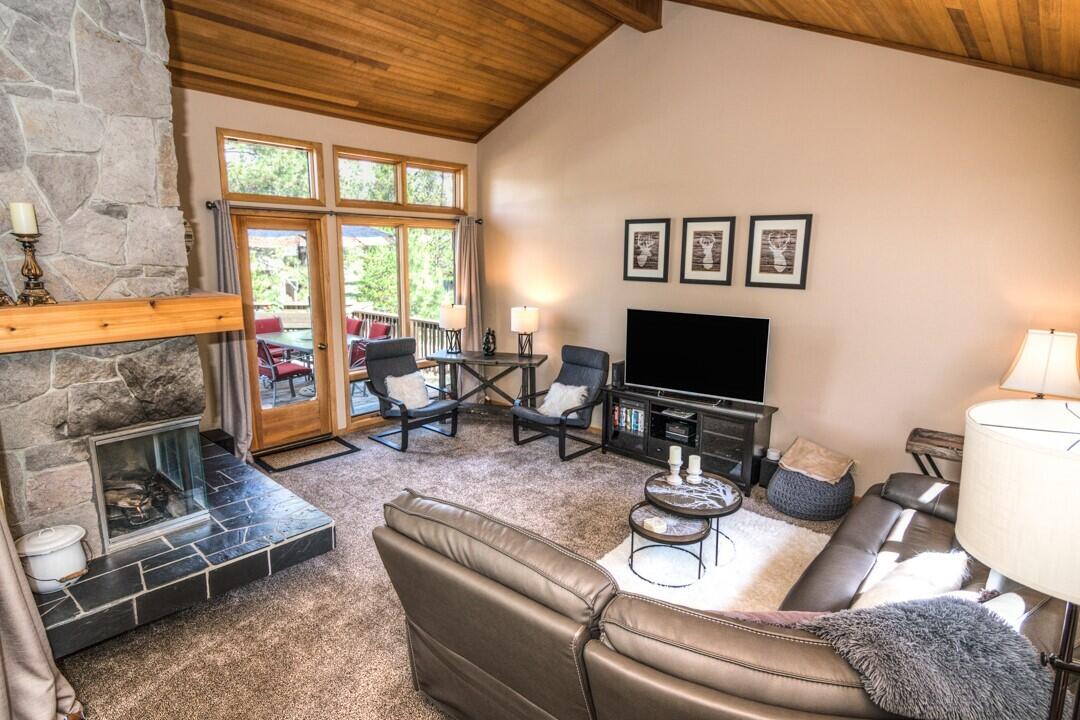 Fairway Point Villag - Residential