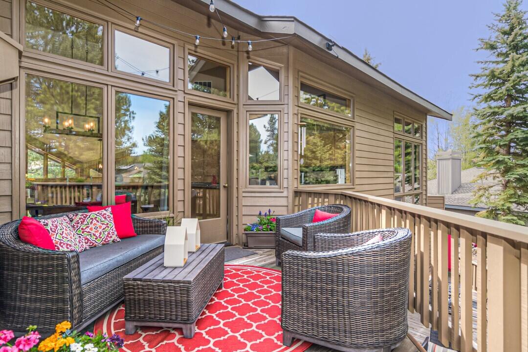 Fairway Point Villag - Residential