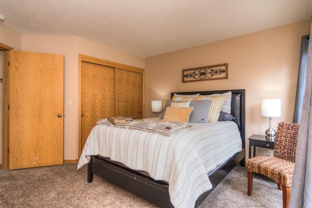 Fairway Point Villag - Residential