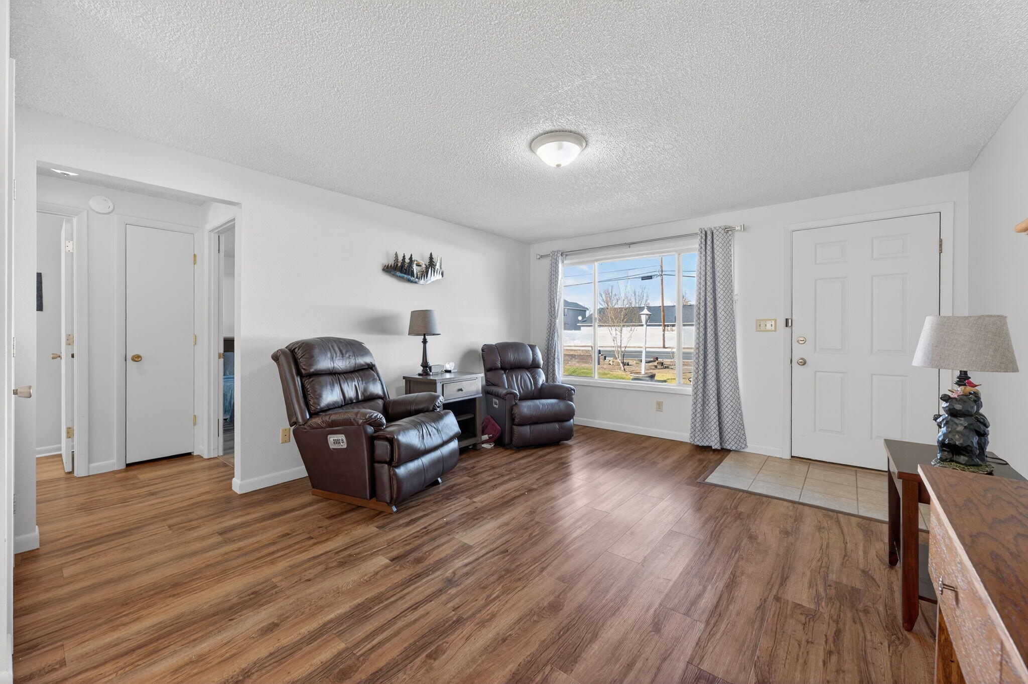 2412 SW Wickiup Avenue