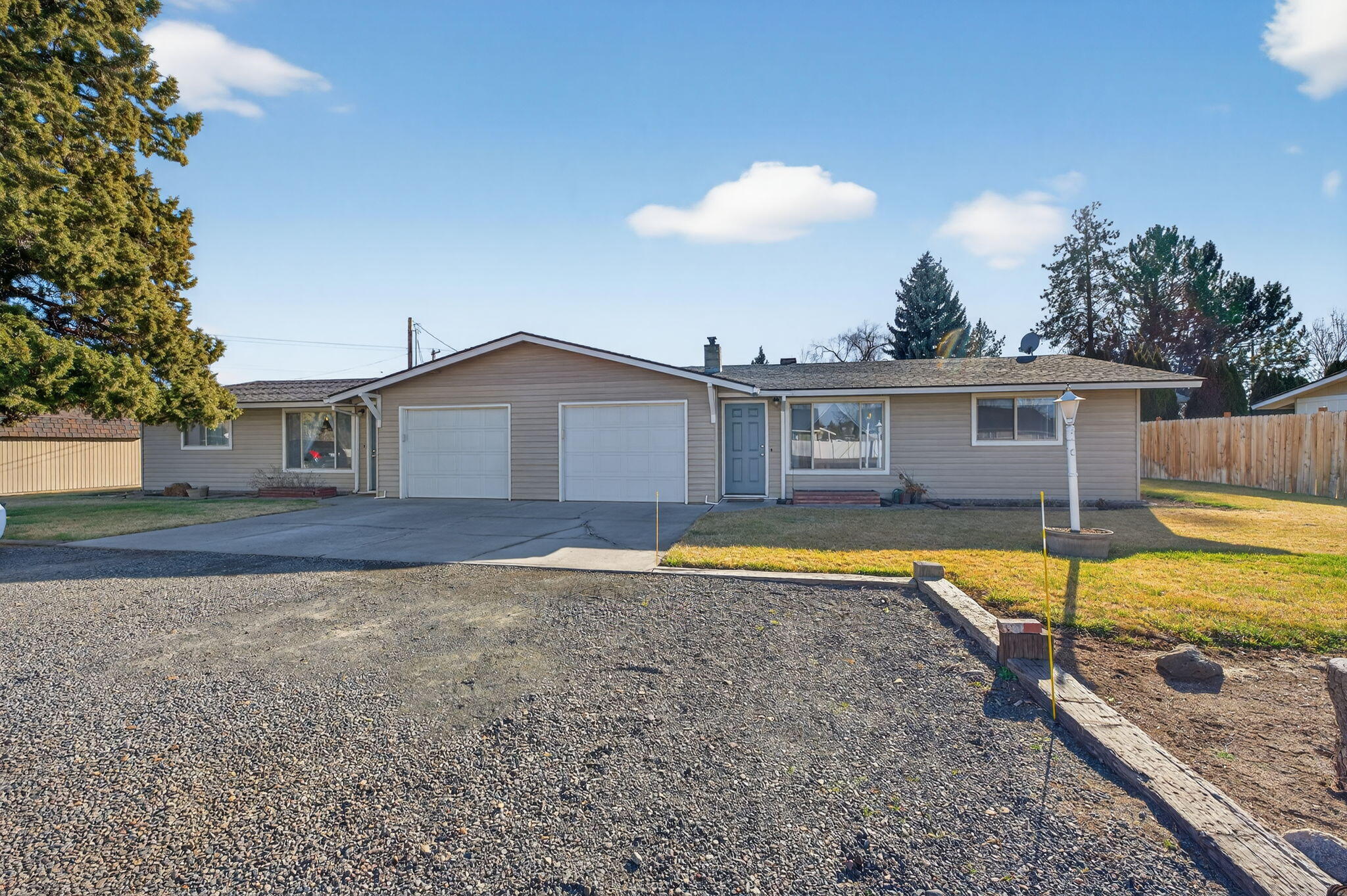 5-web-or-mls-2412-SW-Wickiup-Ave-Redmond