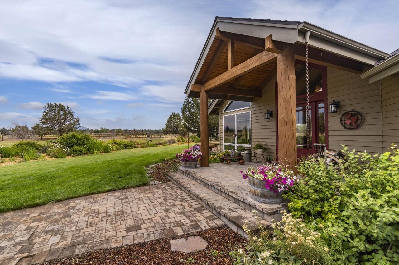 Desert Sand Arabian - Residential