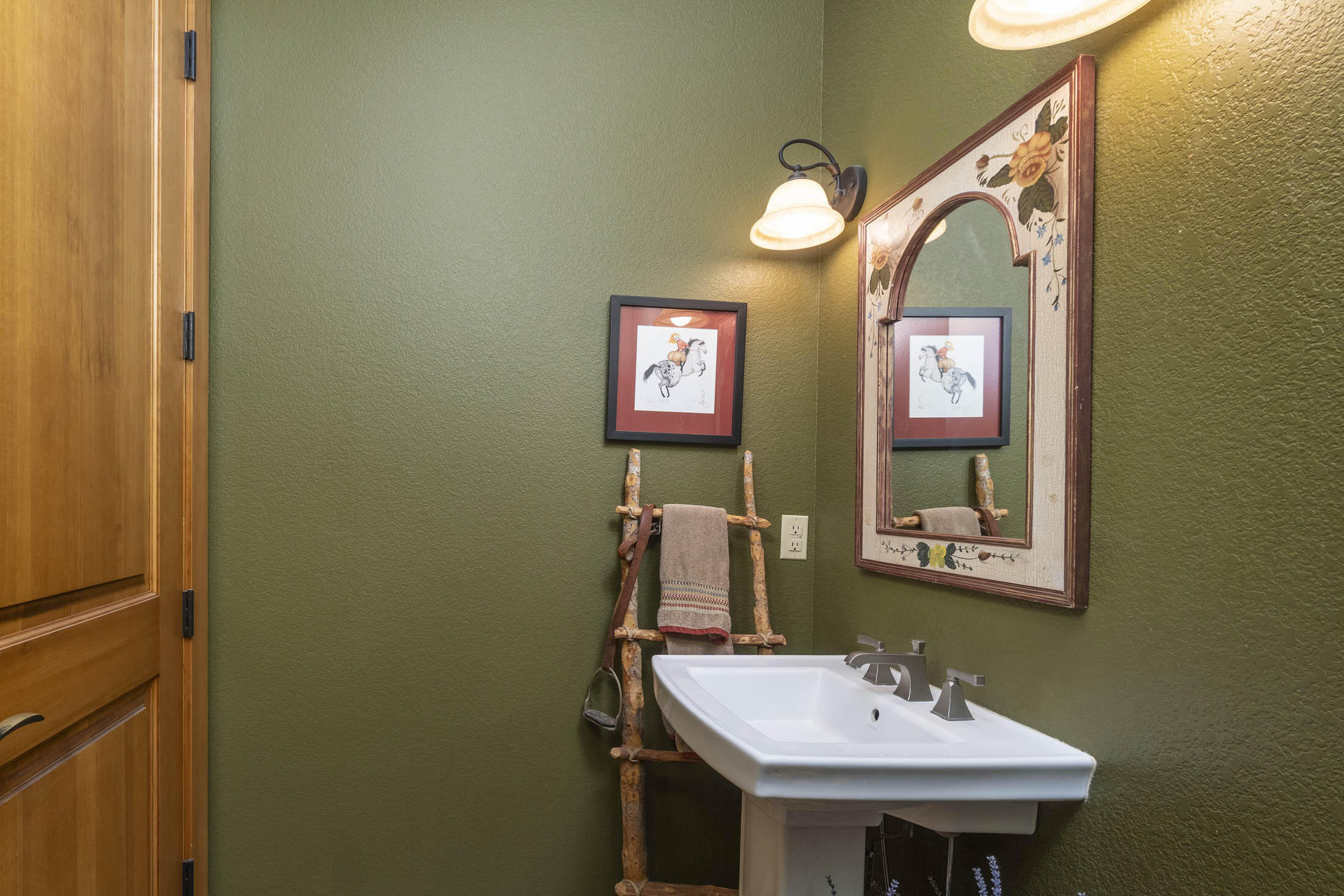 Desert Sand Arabian - Residential