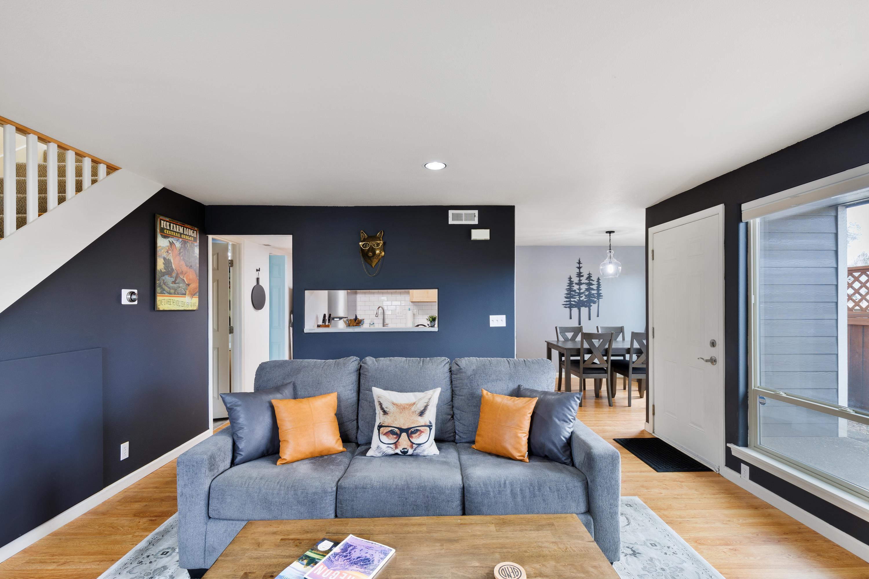 111 NW Hawthorne Avenue APT 1