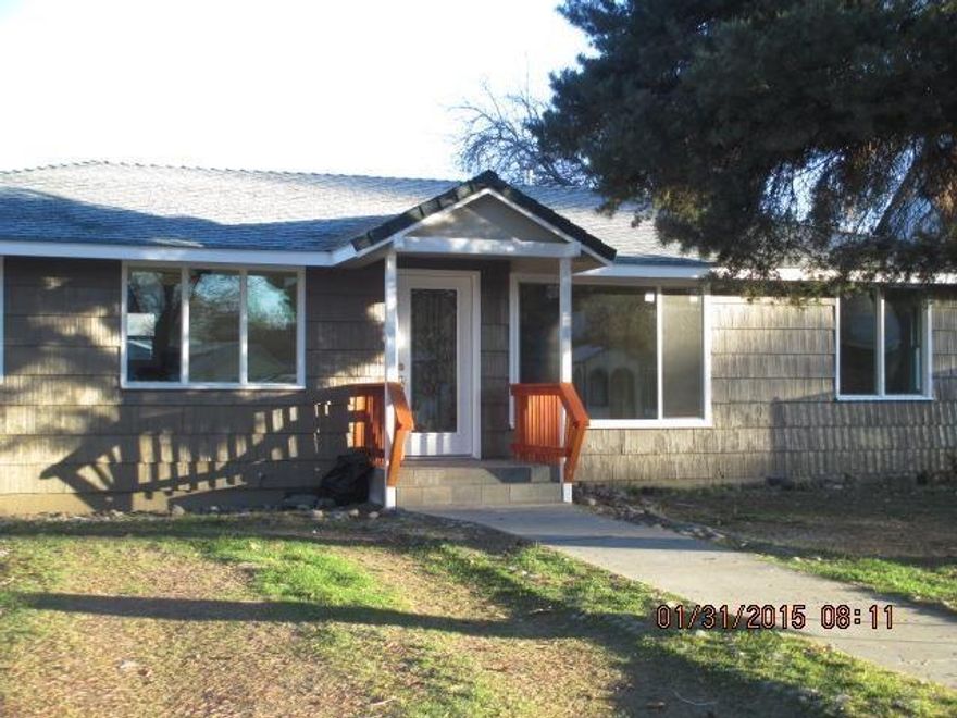 The Good Life Begins At Home In This Spacious 3br/2ba Home That Is Just Waiting For New Owners. Everything Has Been Done - New Paint, New Flooring And Even A New Roof. It Has A Large Detached 2-car Garage And Plenty Of Yard. If You Are Ready To Move, This Home Is Vacant And Ready To Go.