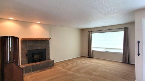 Tiny photo for 320 SW Beaver Street, Prineville, OR 97754 (MLS # 220210198)