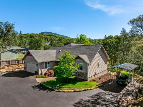 Tiny photo for 847 Three Pines Road, Grants Pass, OR 97526 (MLS # 220221162)