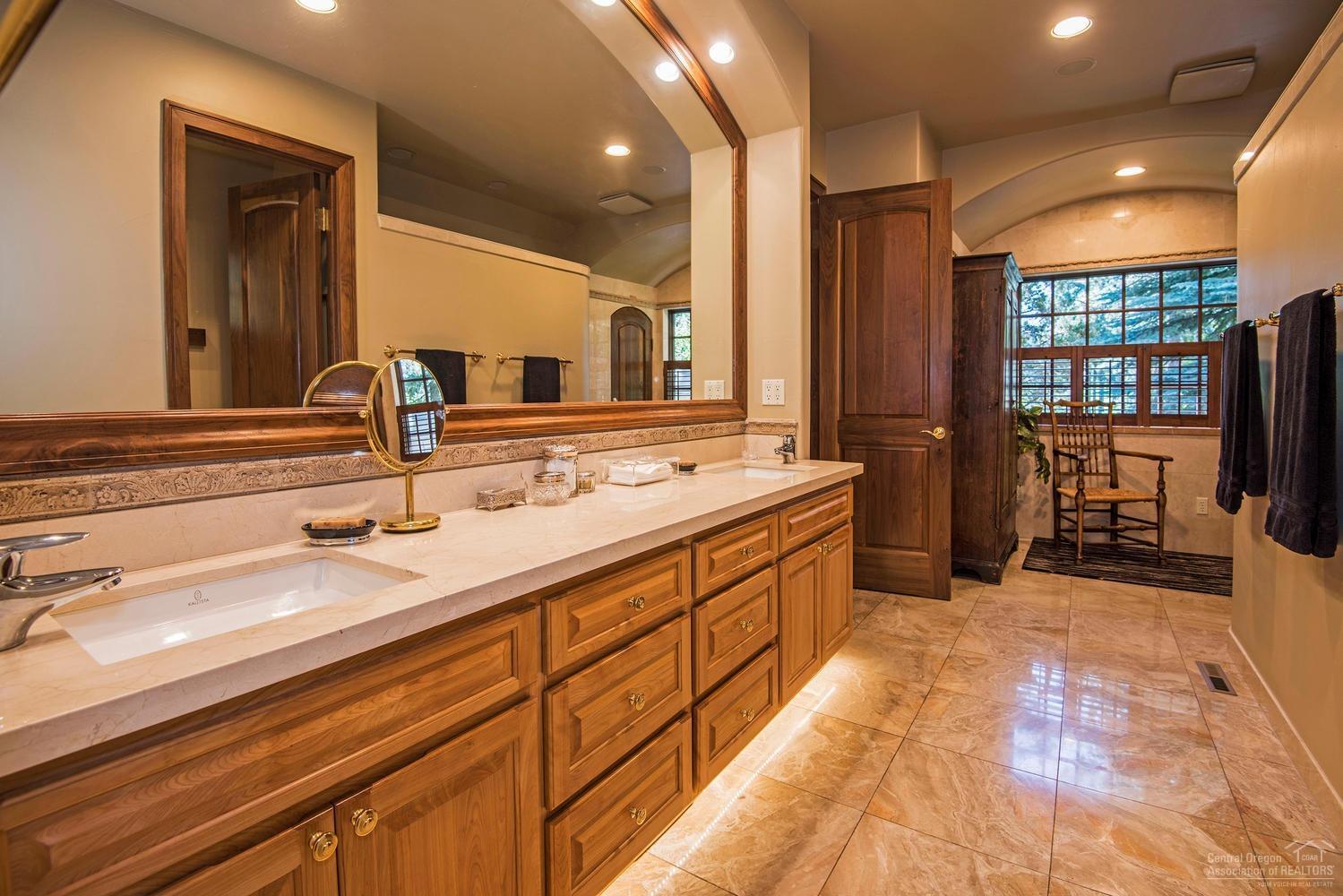 Awbrey Glen - Residential