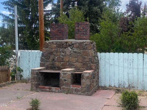 Tiny photo for 1947 Portland Street, Klamath Falls, OR 97601 (MLS # 220223952)