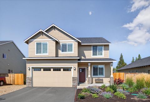Photo of 16512 Pine Creek Drive, La Pine, OR 97739 (MLS # 220209268)