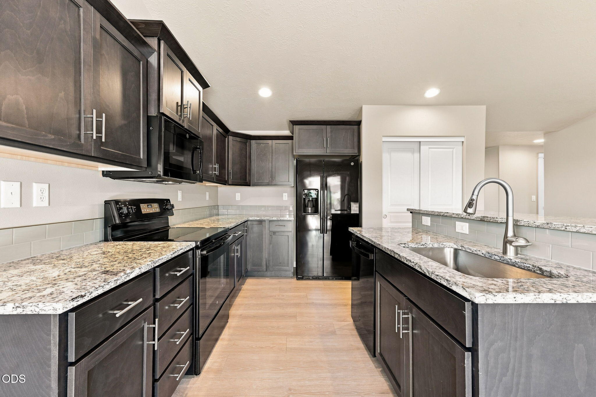 2555 SW 43rd Place