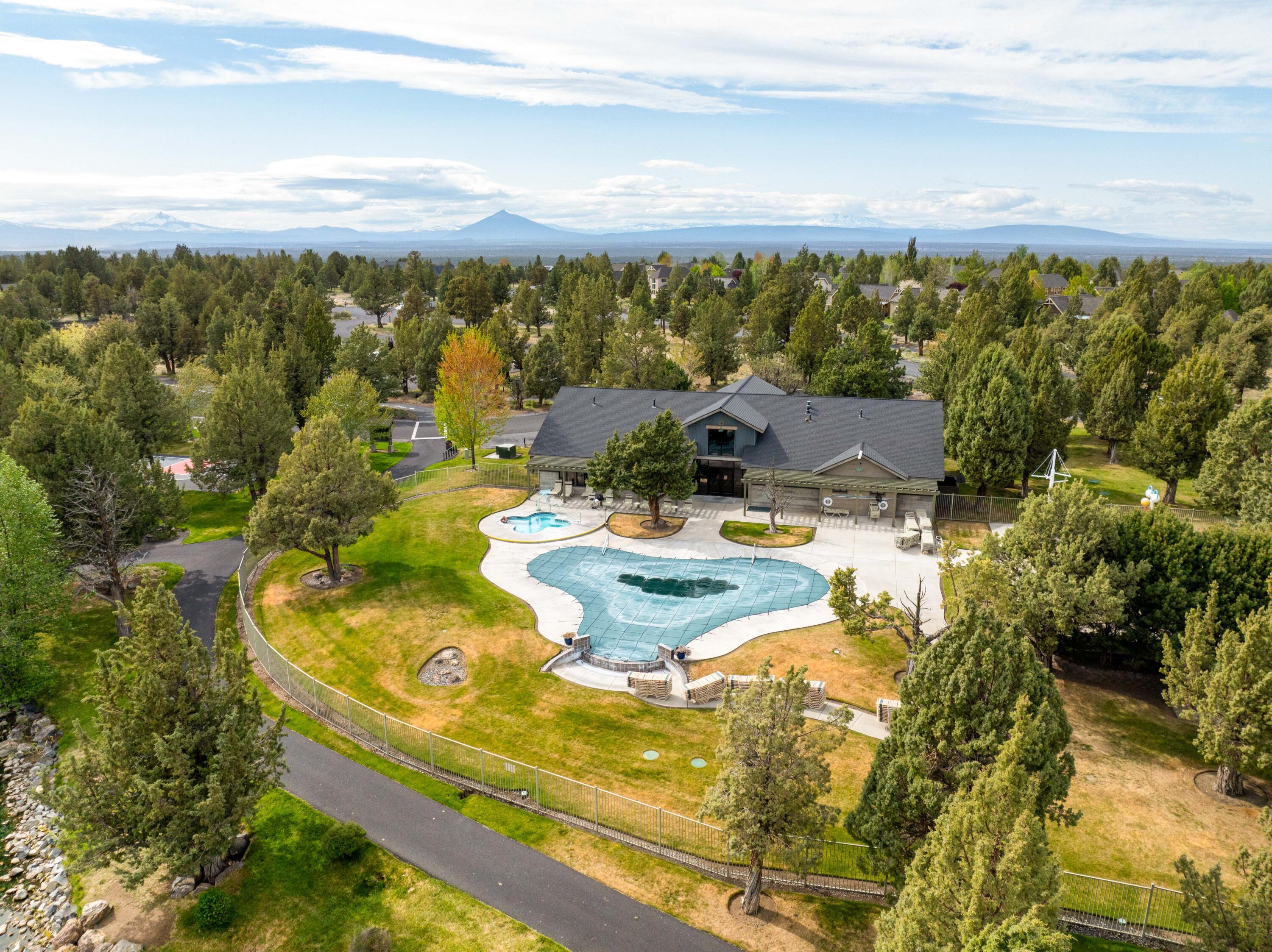 Ridge At Eagle Crest - Residential