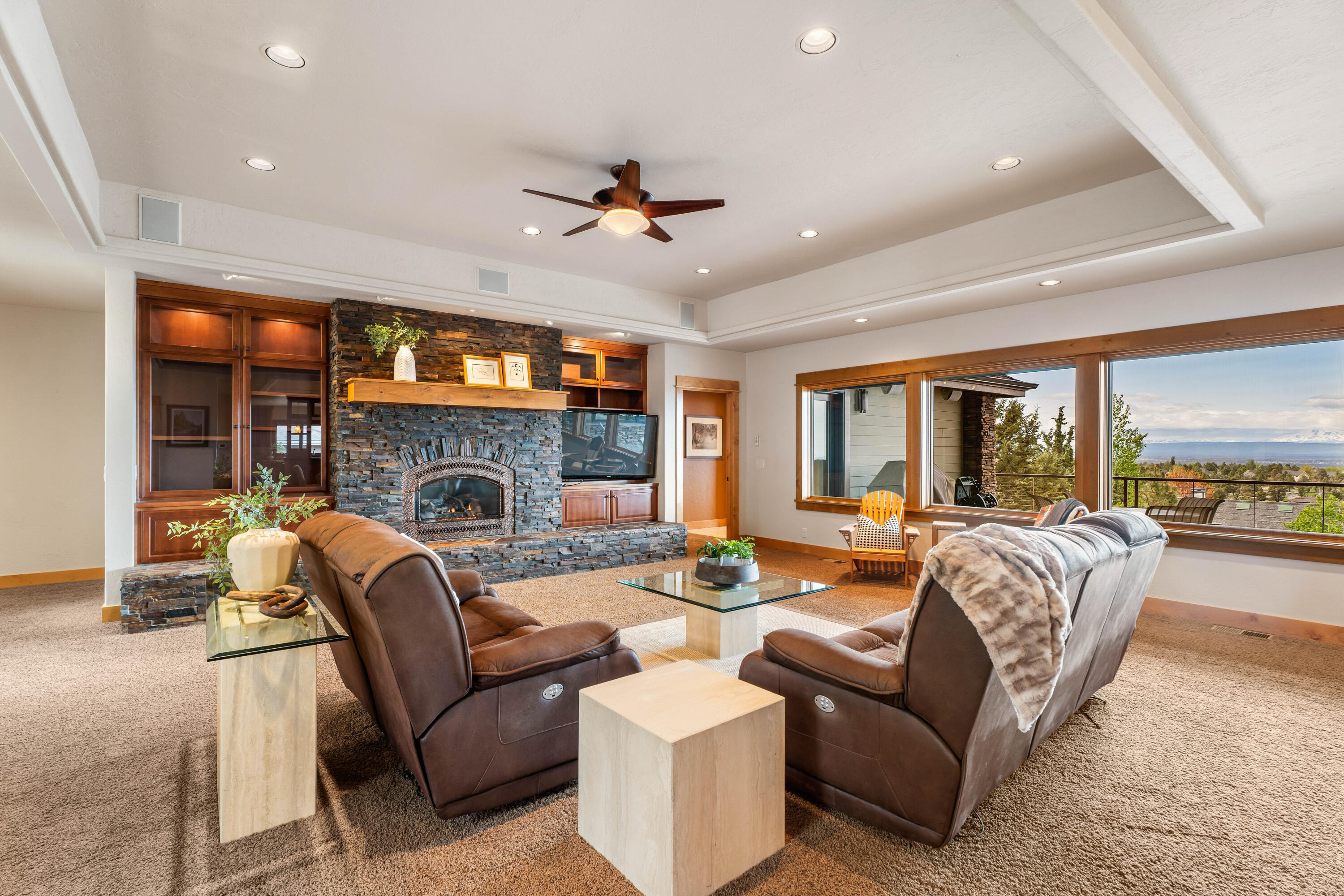 Ridge At Eagle Crest - Residential