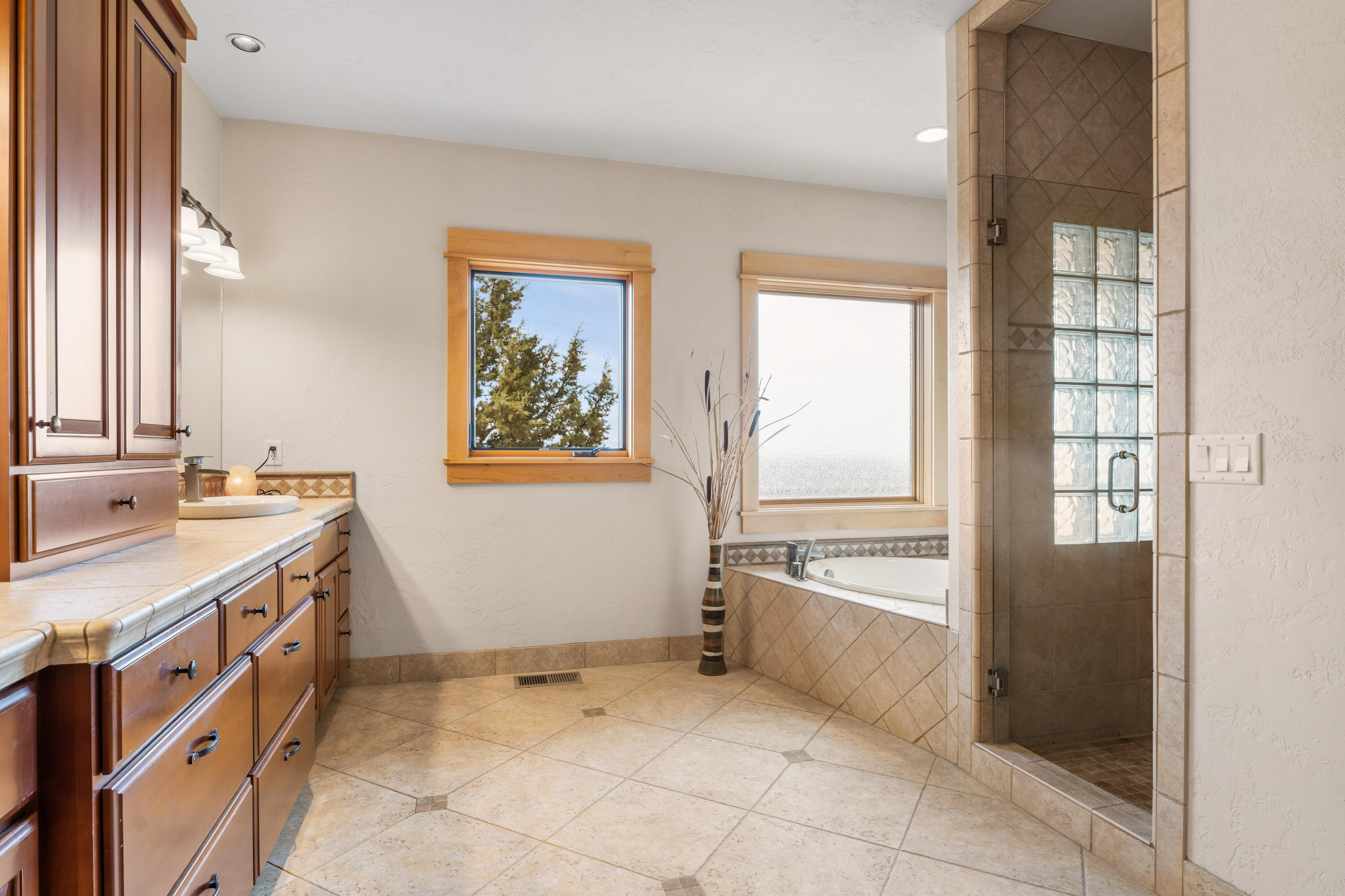 Ridge At Eagle Crest - Residential