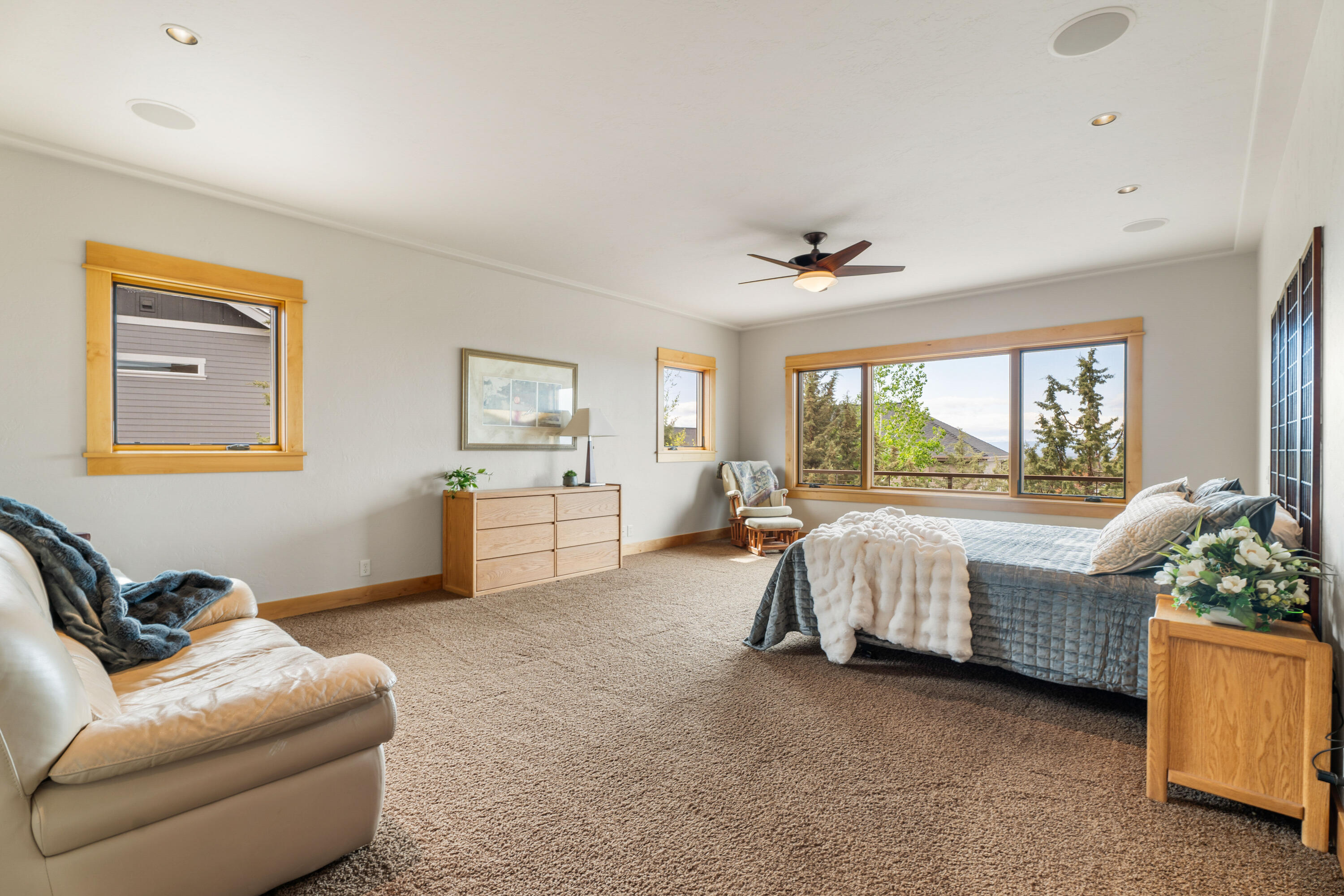 Ridge At Eagle Crest - Residential