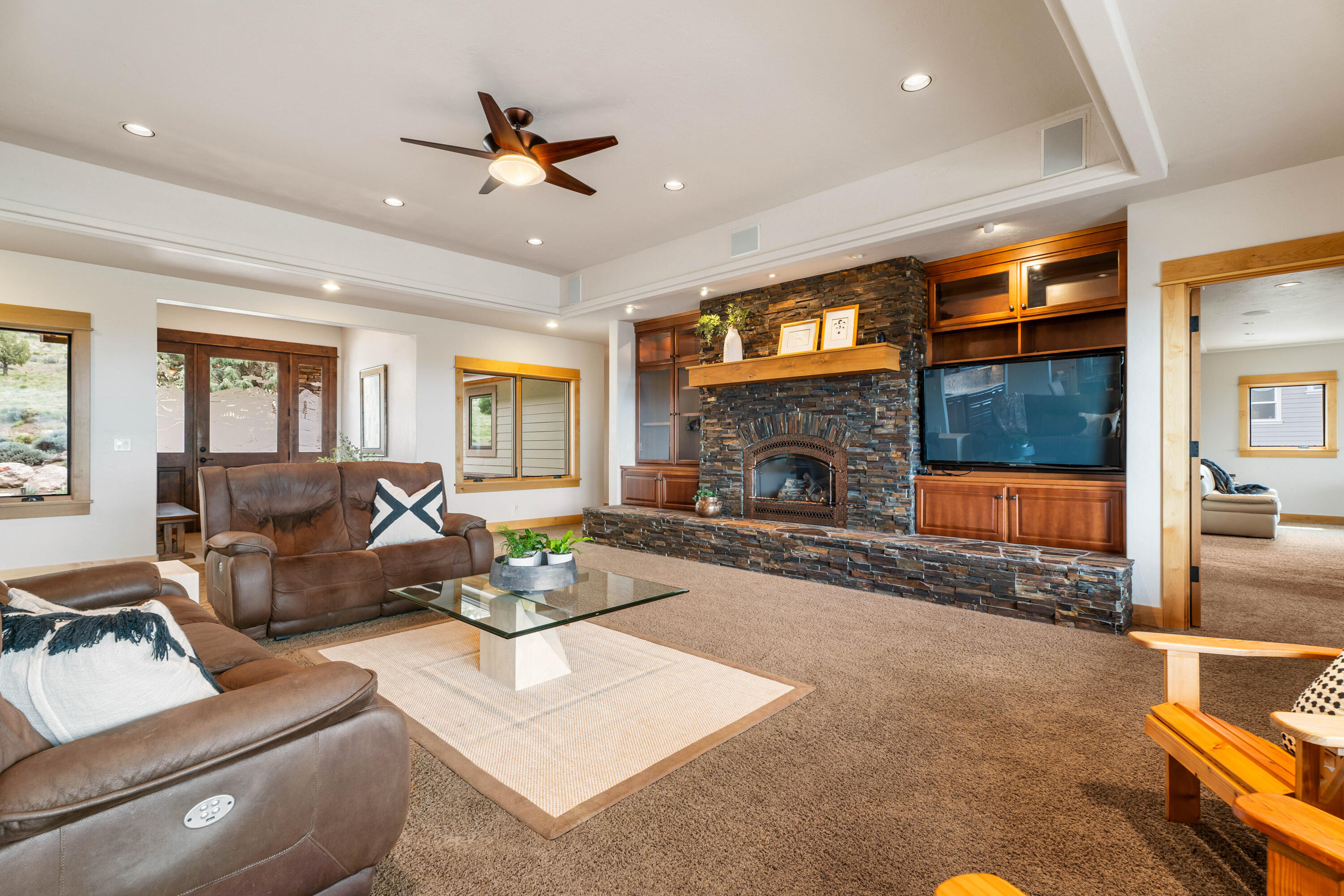 Ridge At Eagle Crest - Residential