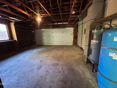 Tiny photo for 144 Belindy Circle, Grants Pass, OR 97527 (MLS # 220222807)