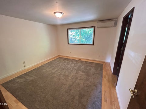 Tiny photo for 144 Belindy Circle, Grants Pass, OR 97527 (MLS # 220222807)