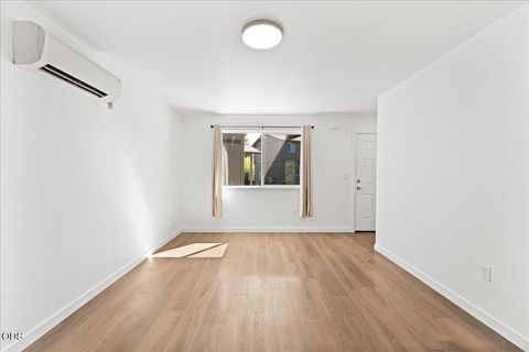 Tiny photo for 610 N Main Street #4D, Phoenix, OR 97535 (MLS # 220223230)