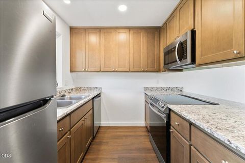 Tiny photo for 610 N Main Street #4D, Phoenix, OR 97535 (MLS # 220223230)