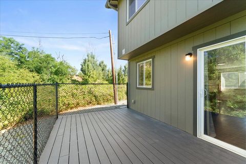 Tiny photo for 610 N Main Street #4D, Phoenix, OR 97535 (MLS # 220223230)