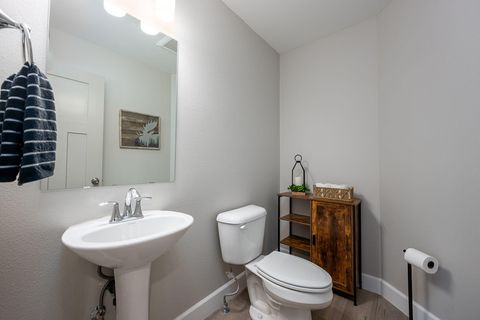 Tiny photo for 53845 Pine Grove Road, La Pine, OR 97739 (MLS # 220212172)