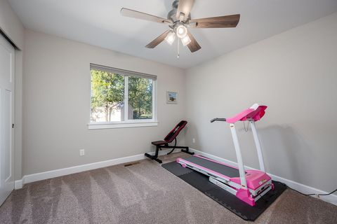 Tiny photo for 53845 Pine Grove Road, La Pine, OR 97739 (MLS # 220212172)