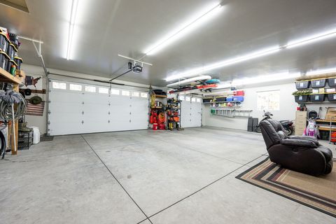 Tiny photo for 53845 Pine Grove Road, La Pine, OR 97739 (MLS # 220212172)