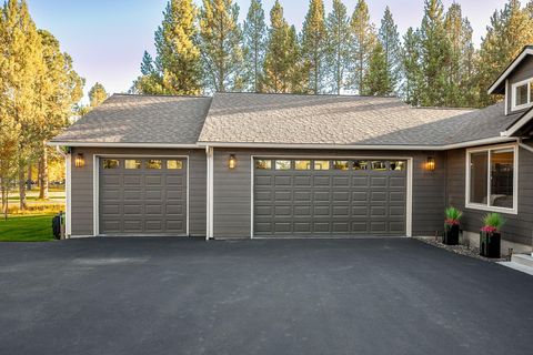 Tiny photo for 53845 Pine Grove Road, La Pine, OR 97739 (MLS # 220212172)